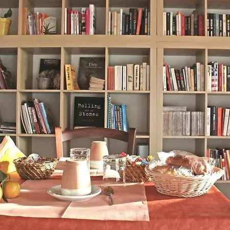 Bed and Breakfast S'ena Suni