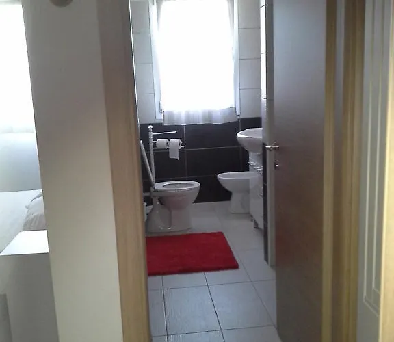 住宿加早餐酒店 S'ena Suni